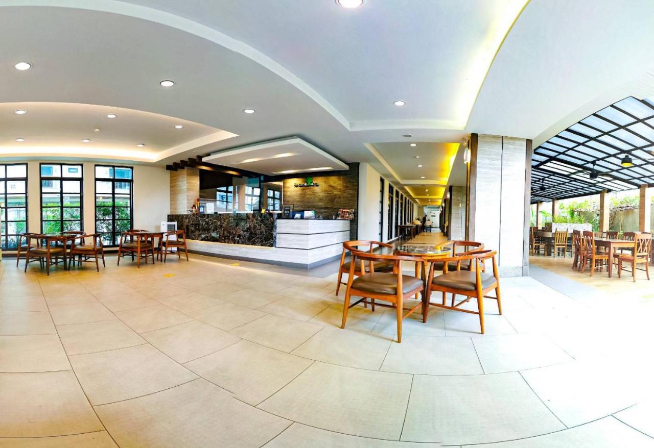 Mangrove Prestige Hotel Praia de Jomtien Exterior foto