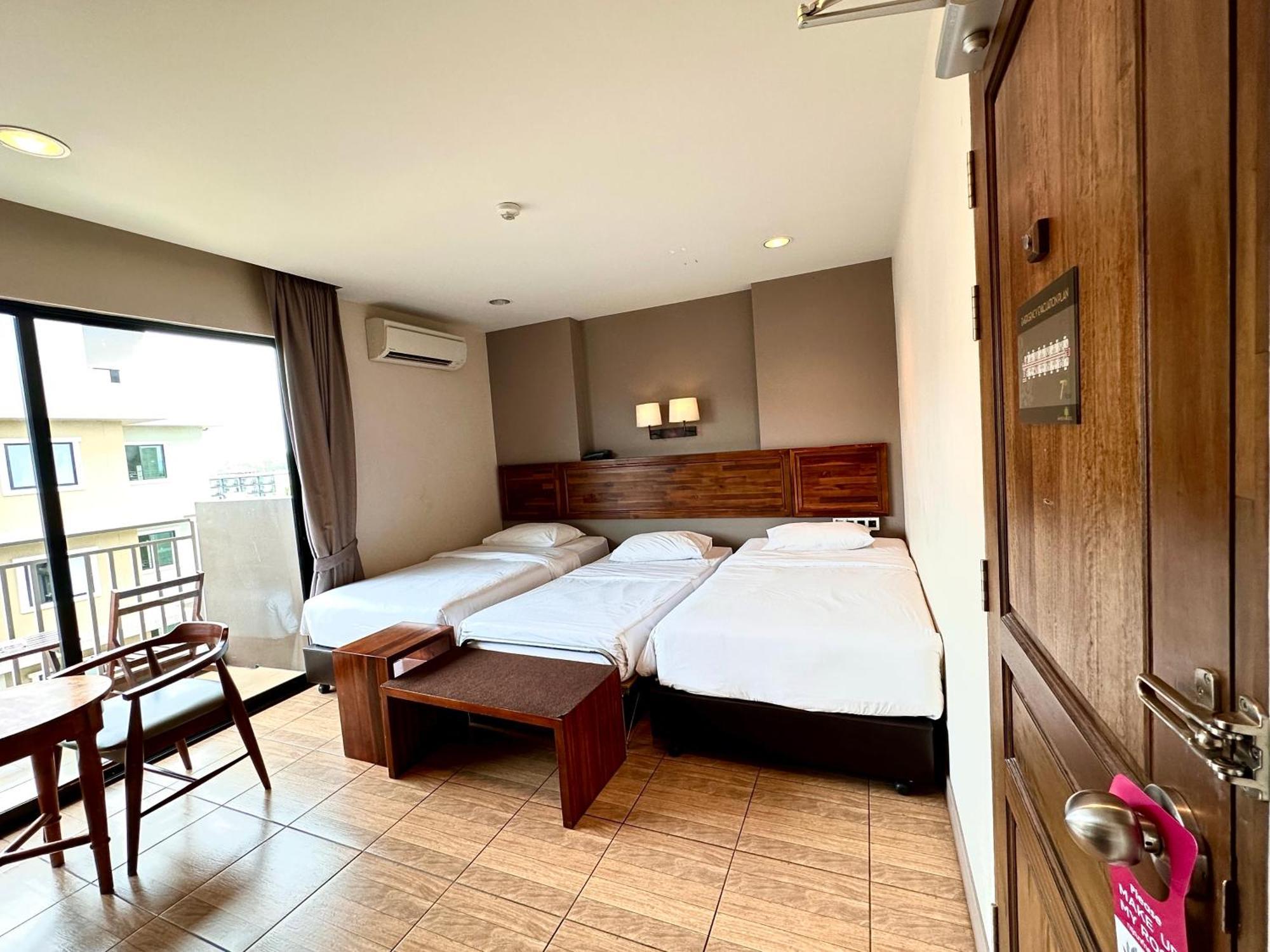 Mangrove Prestige Hotel Praia de Jomtien Exterior foto