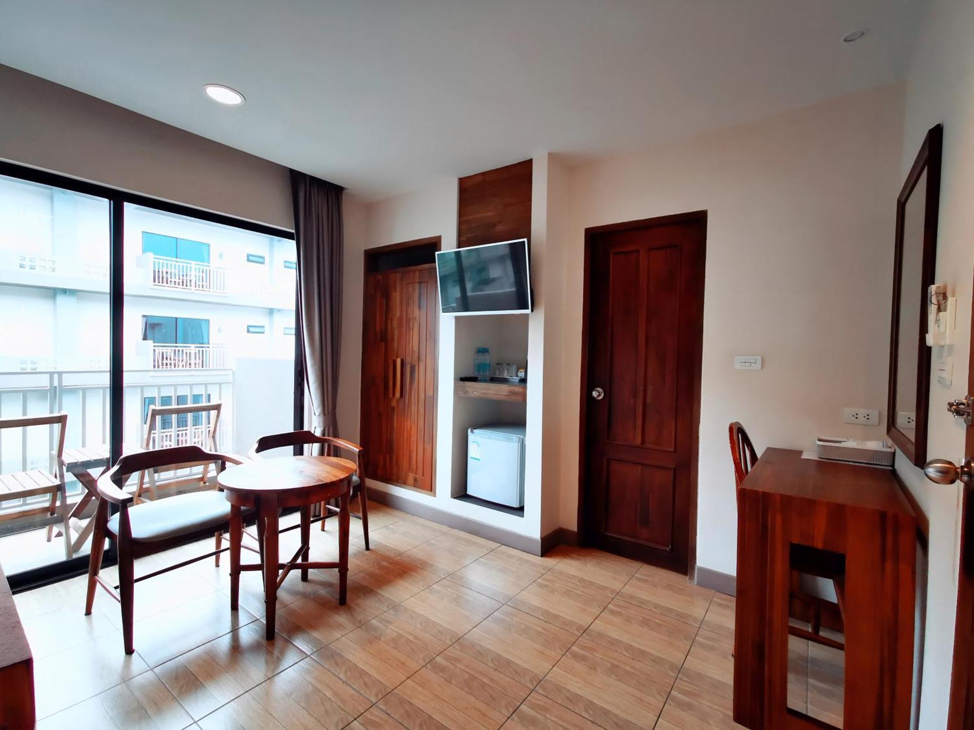 Mangrove Prestige Hotel Praia de Jomtien Exterior foto