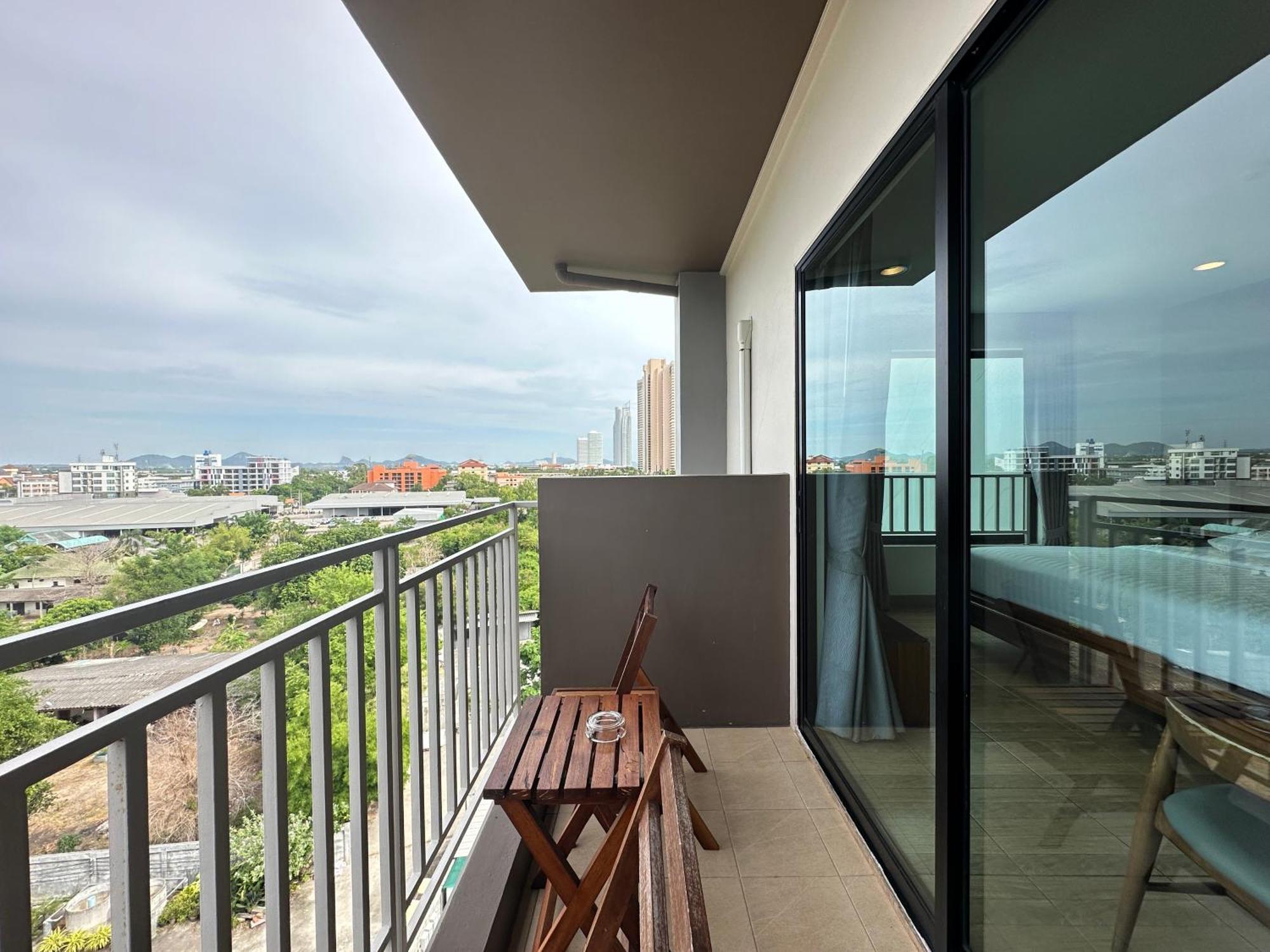 Mangrove Prestige Hotel Praia de Jomtien Exterior foto