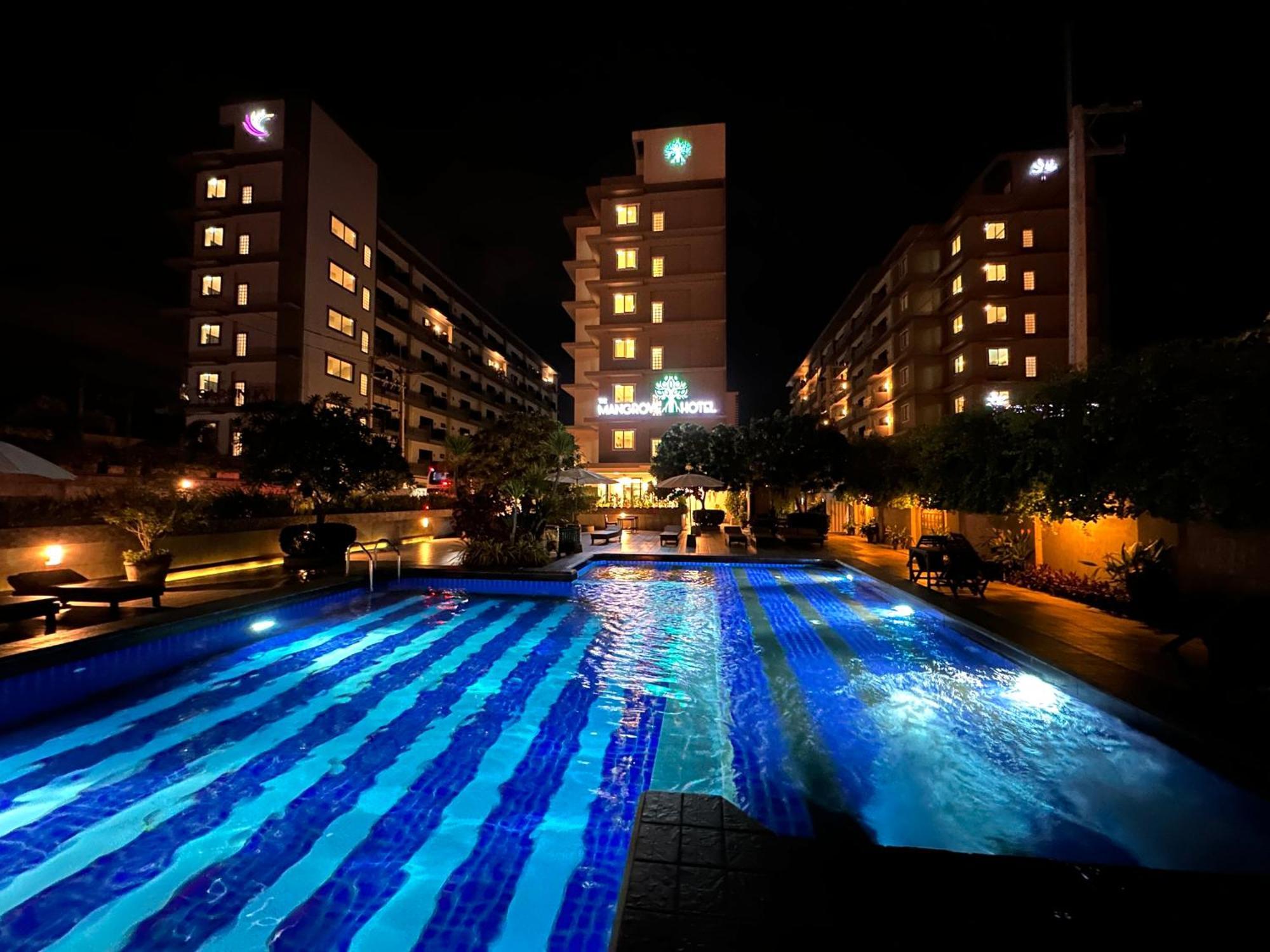 Mangrove Prestige Hotel Praia de Jomtien Exterior foto