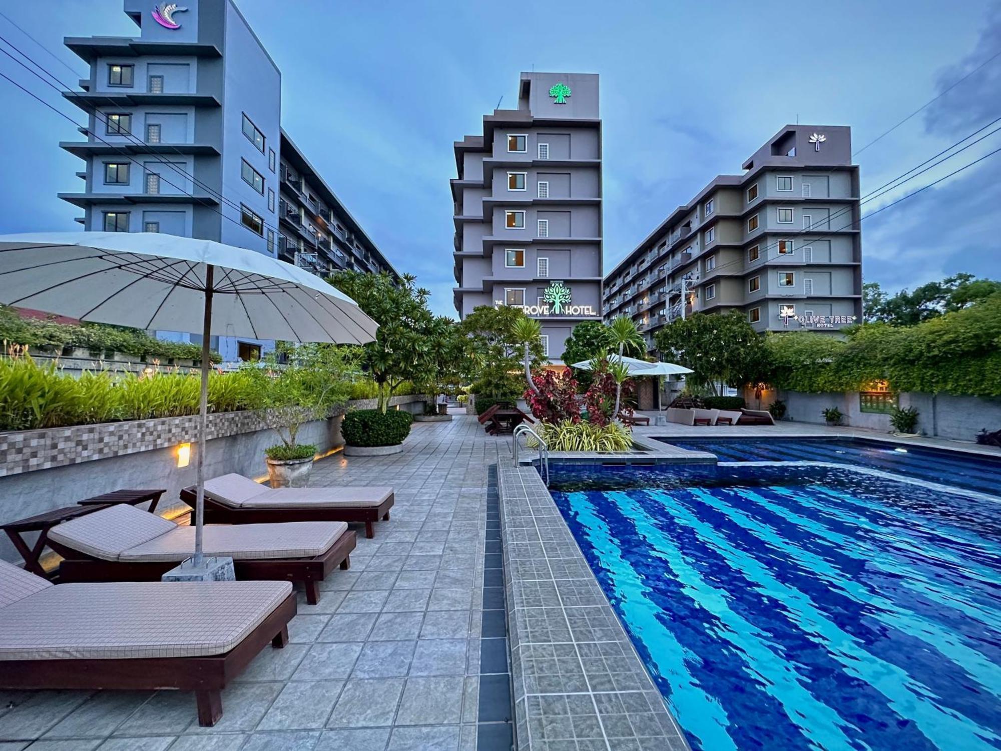 Mangrove Prestige Hotel Praia de Jomtien Exterior foto