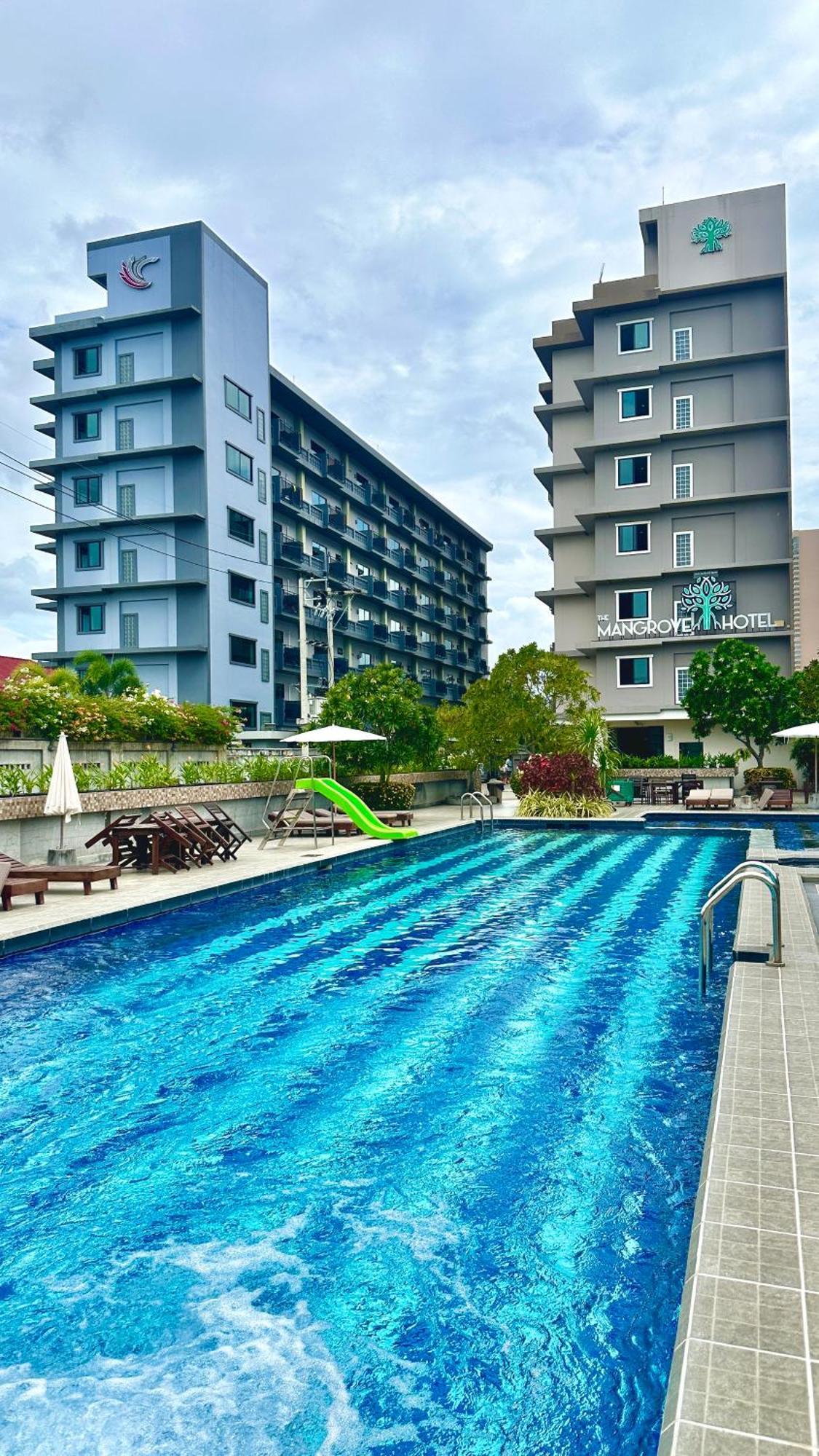 Mangrove Prestige Hotel Praia de Jomtien Exterior foto